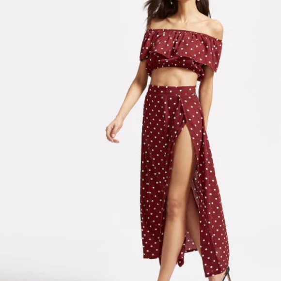 Polka Dot Ruffle Crop Top With Split Skirt - Picture 3 of 14